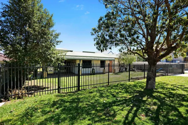 4 Byland Street (1/8)