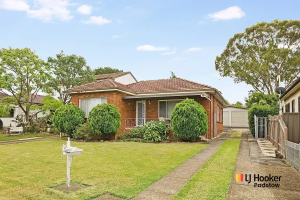 4 Ronald Street (1/12)