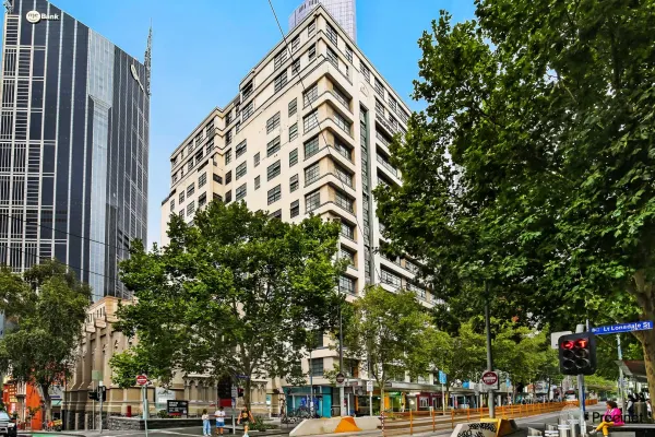 402/339 Swanston St (1/7)