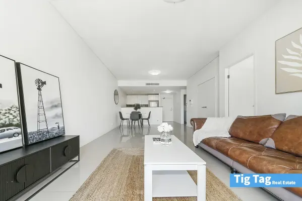 404C/42-44 Pemberton Street (1/14)