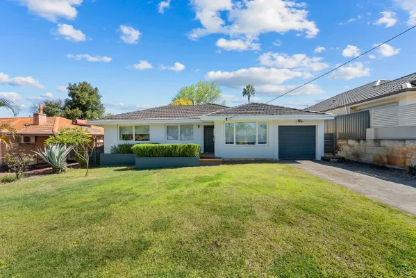 407 Grand Promenade (1/21)
