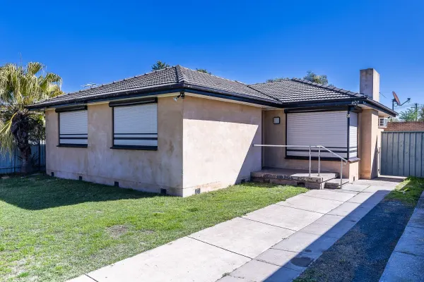 407 Kotthoff Street (1/13)