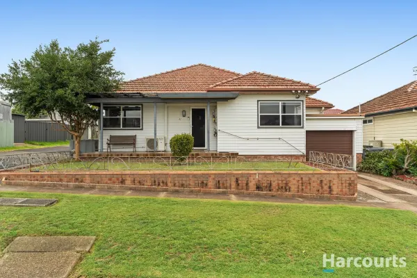 42 Elizabeth Street (1/30)