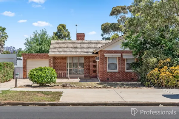 42 Kinkaid Road (1/23)