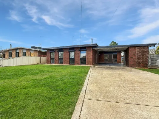 427 Wilkinson Street (1/14)