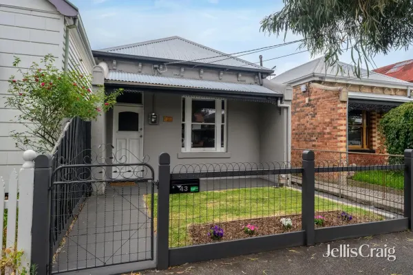 43 Fraser Street (1/15)