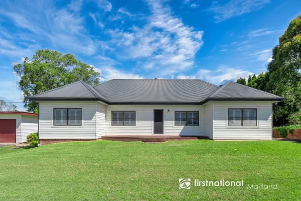 45 Largs Avenue (1/1)