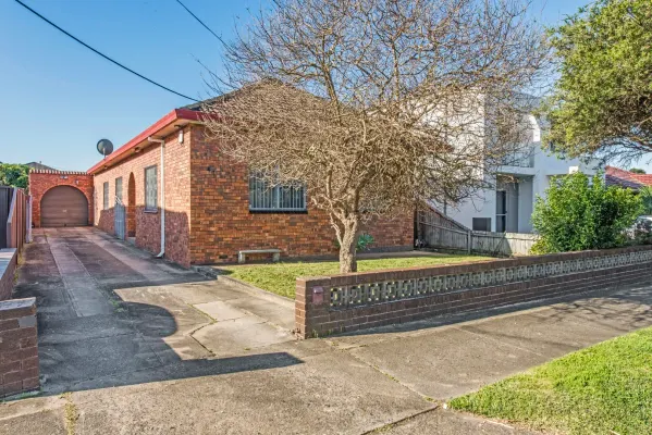 47 Kitchener Avenue (1/11)