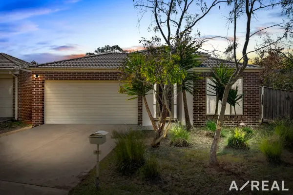 47 Vantage Point Boulevard (1/12)