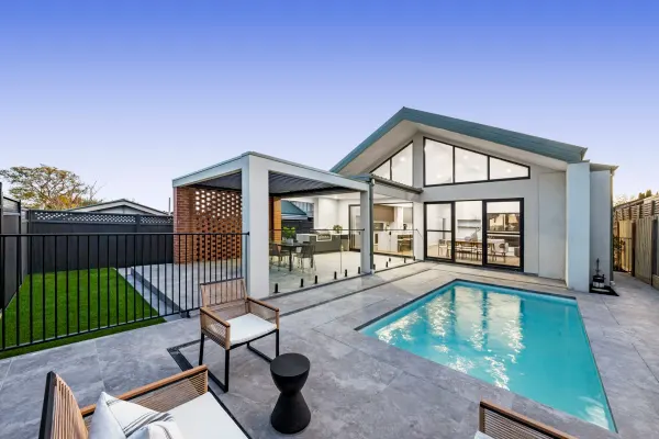 48 Carrington Street (1/27)