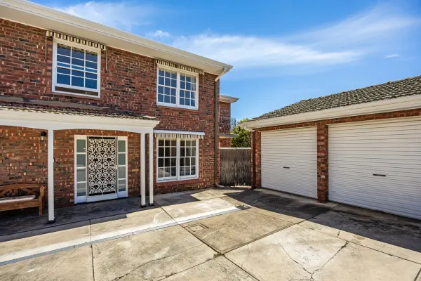 5/11 Taylors Road (1/2)