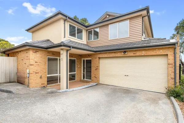 5/55-57 SUNNINGDALE CRESCENT (1/14)