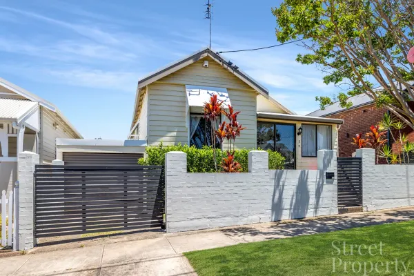 5 Cowper Street (1/26)