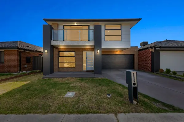 5 Limnos Way (1/26)