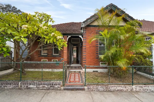 5 Paling Street (1/17)