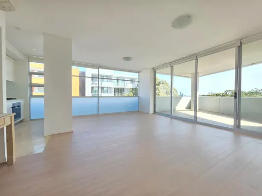 501/77 Ridge Street (1/9)