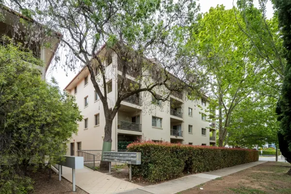 51/72 Wentworth Avenue (1/17)