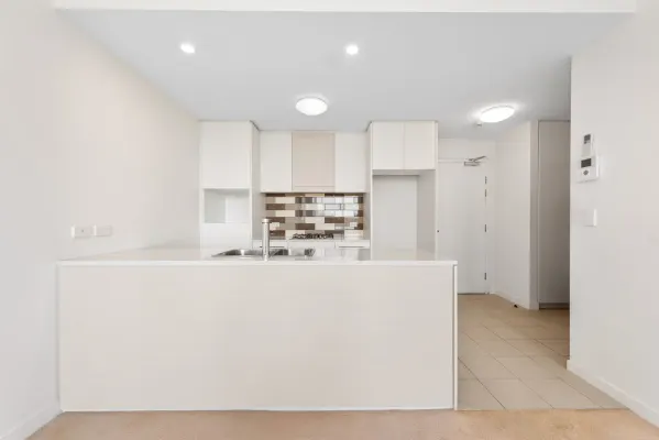 511/70 Charlotte Street (1/7)