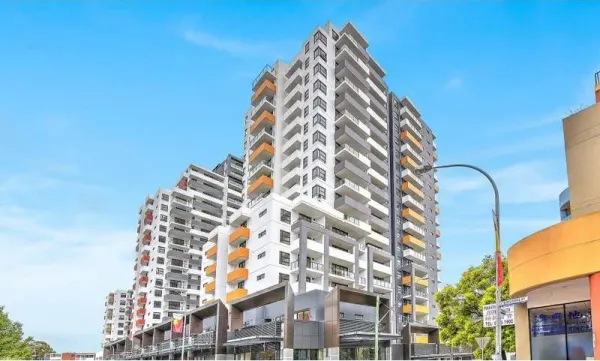 512/43 Belmore Street (1/10)