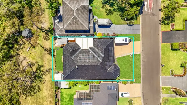53 Sir Joseph Banks Drive (1/20)