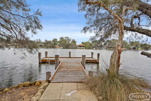 55 Banksia Terrace (1/28)