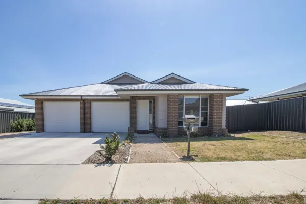 6 & 6a Meander Street (1/21)
