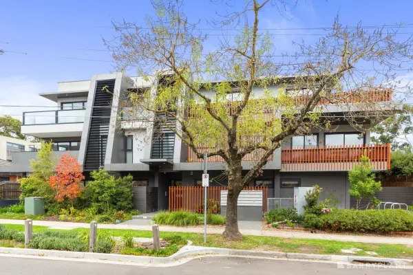 6/11-13 Bourke Street (1/11)