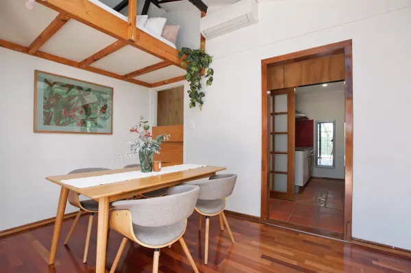 6/164 Solomon Street (1/27)
