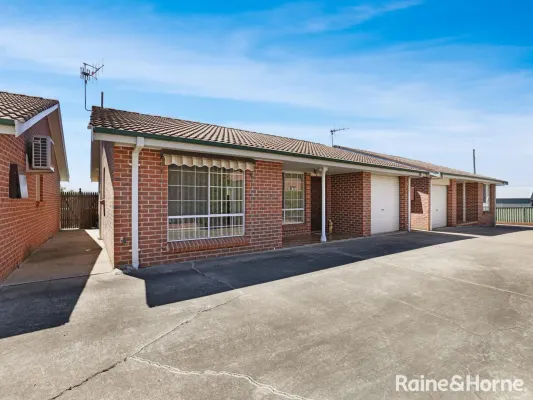 6/207 Keppel Street (1/16)