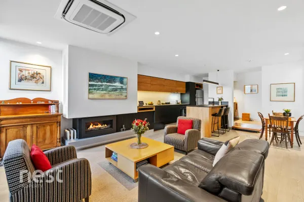 6/286 Argyle Street (1/16)