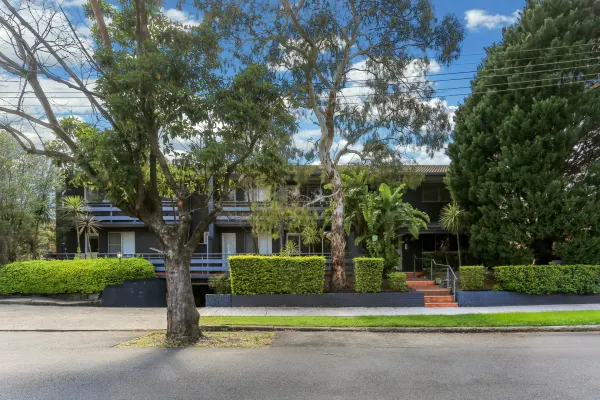 6/3 Rayner Street (1/12)
