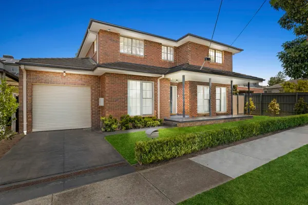 6 Fairland Avenue (1/13)