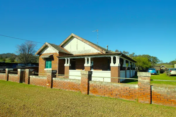 6 Fletcher Street (1/20)