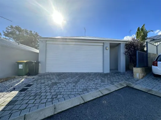 6 Galveston Court (1/8)