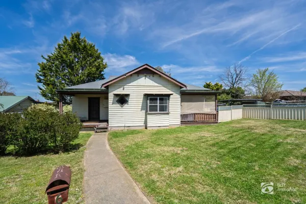 6 Marshall Avenue (1/15)