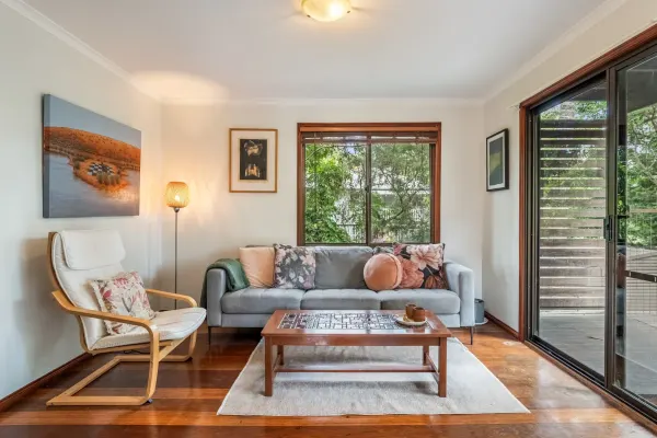 6 Stevenson Street (1/26)