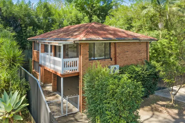 6 Thornley Street (1/6)
