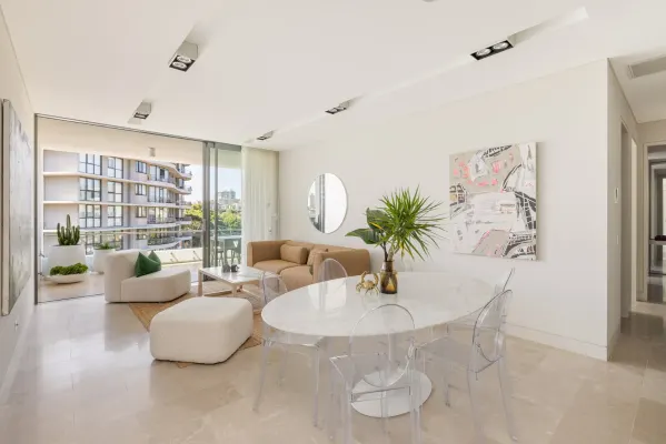 603/1 McLachlan Avenue (1/24)