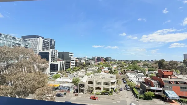 609/32 Palmerston Crescent (1/21)
