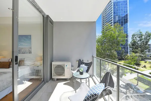 613/42 Shoreline Drive (1/5)