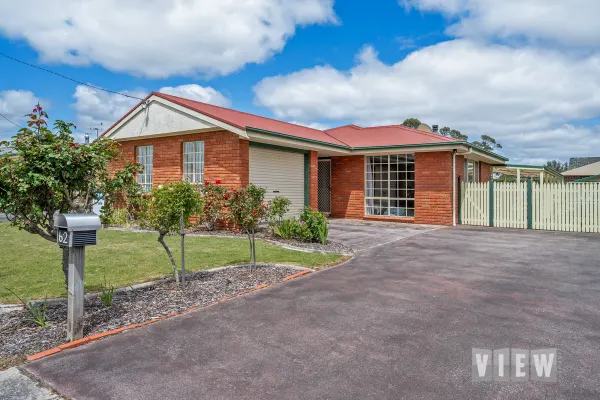 62 Hales Street (1/9)