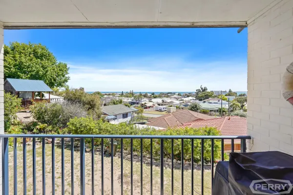 7/32 Shayne Street (1/15)