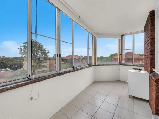 7/6 Bradley Street (1/11)