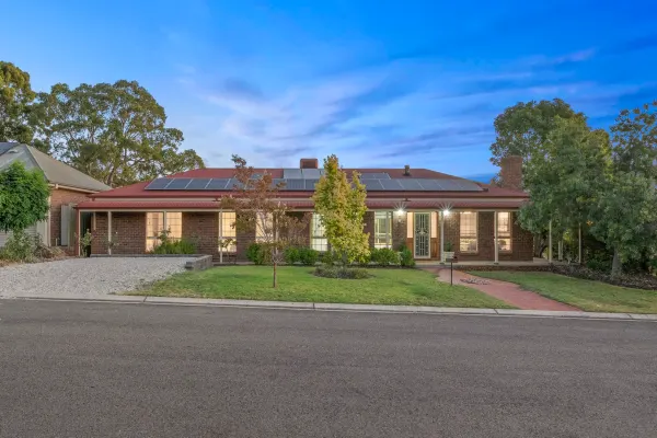 7 Carnelian Street (1/21)