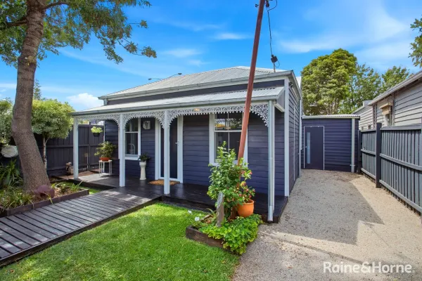 7 Chirnside Street (1/18)