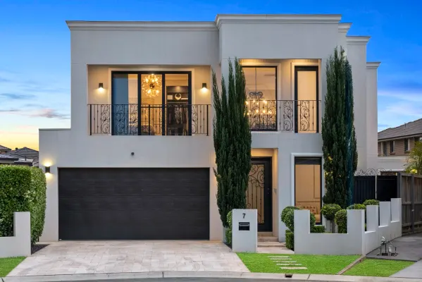 7 County Close (1/22)