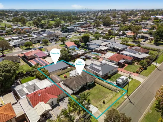 7 Karoola Street (1/16)
