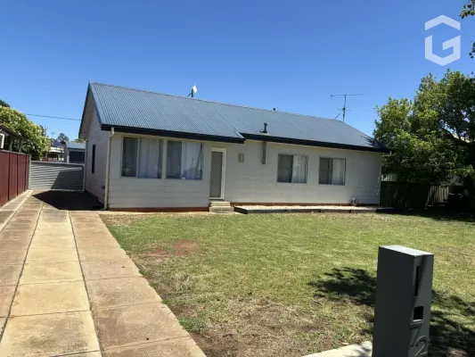 72 Yanco Avenue (1/1)