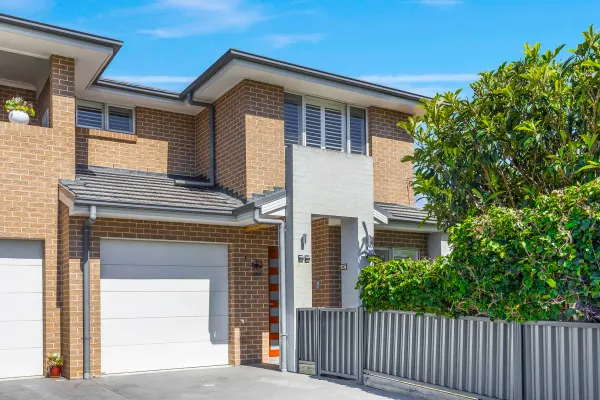 72B Caldarra Avenue (1/10)