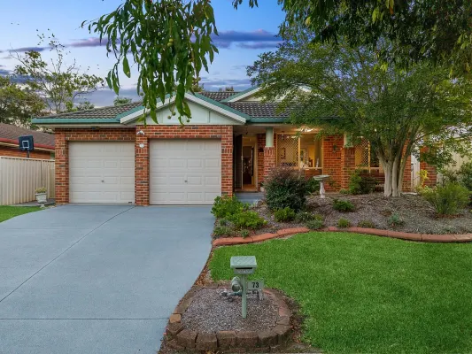 73 Skyhawk Avenue (1/14)